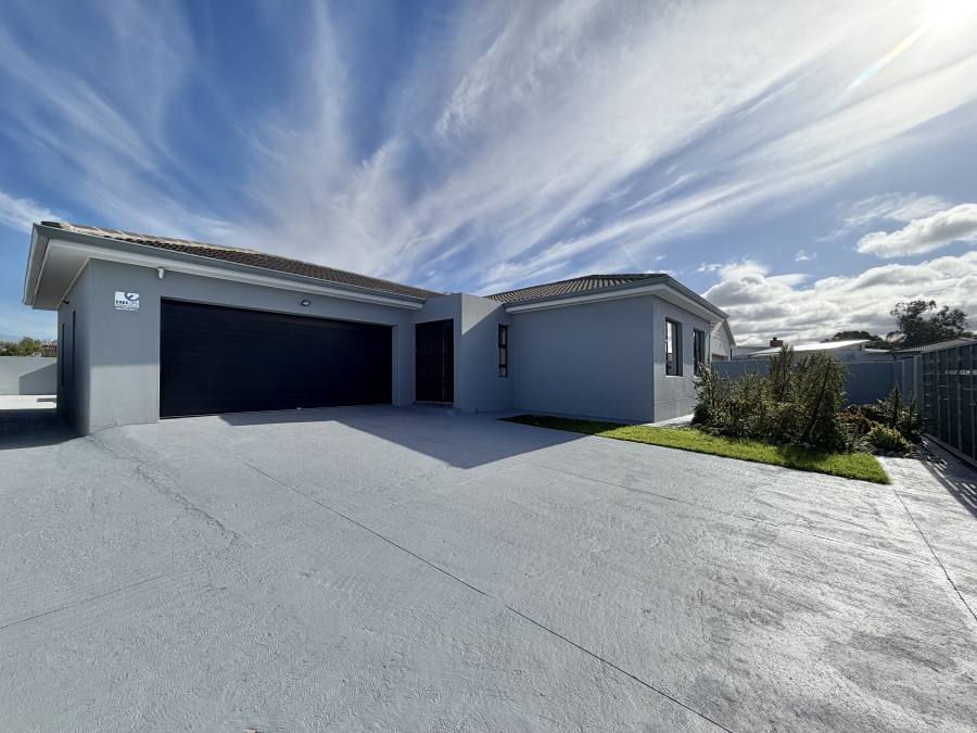 3 Bedroom Property for Sale in Fountains Estate Eastern Cape